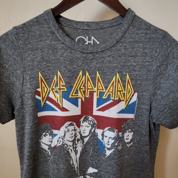 Chaser Distressed Def Leppard Graphic Band Tee - Picture 4 of 10